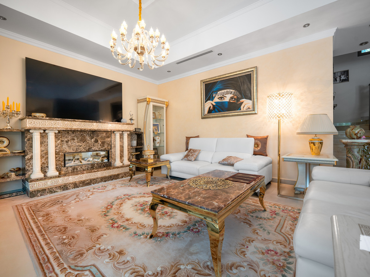 Se vende Villa - Chalet de 4 dormitorios en Costa Del Sol, Málaga, España