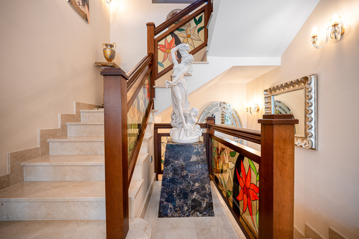 Se vende Villa - Chalet de 4 dormitorios en Costa Del Sol, Málaga, España