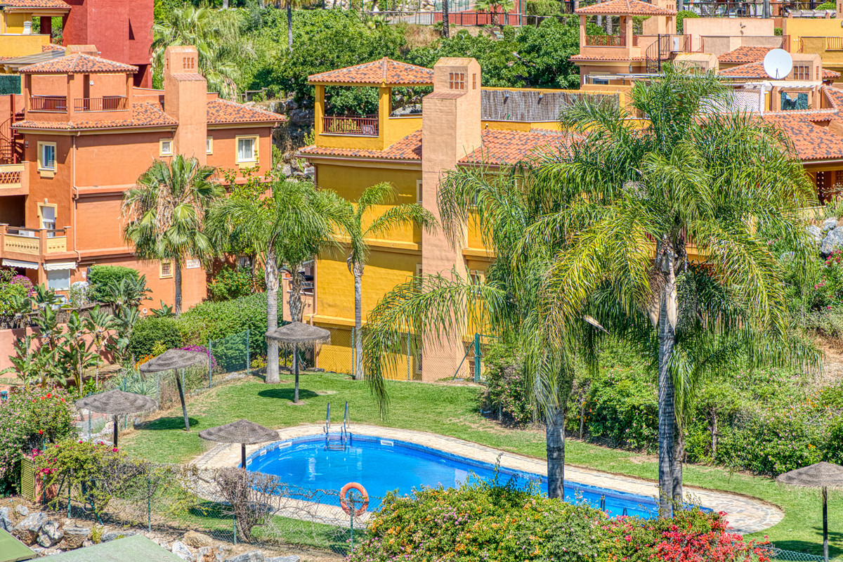 Se vende Apartamento Planta Media de 2 dormitorios en Costa Del Sol, Málaga, España