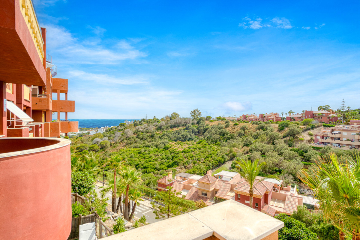 Se vende Apartamento Planta Media de 2 dormitorios en Costa Del Sol, Málaga, España