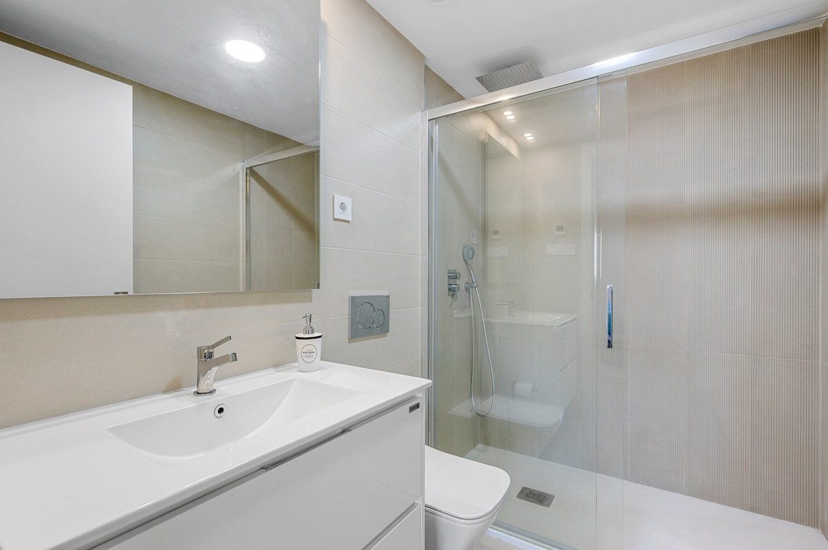 2 Bed Apartment for sale in Punta Prima Costa Blanca, Alicante, Spain