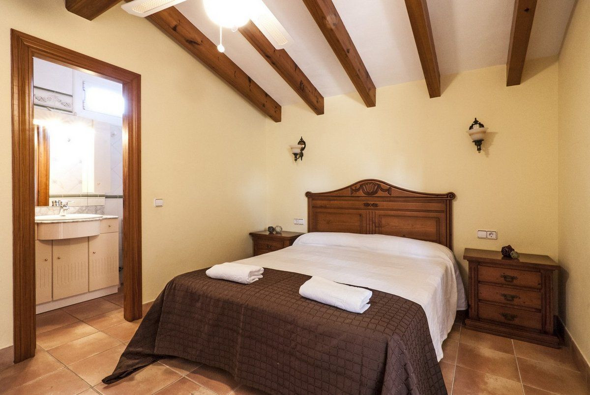 8 Bed Townhouse for sale in Benissa Costa Blanca, Alicante, Spain