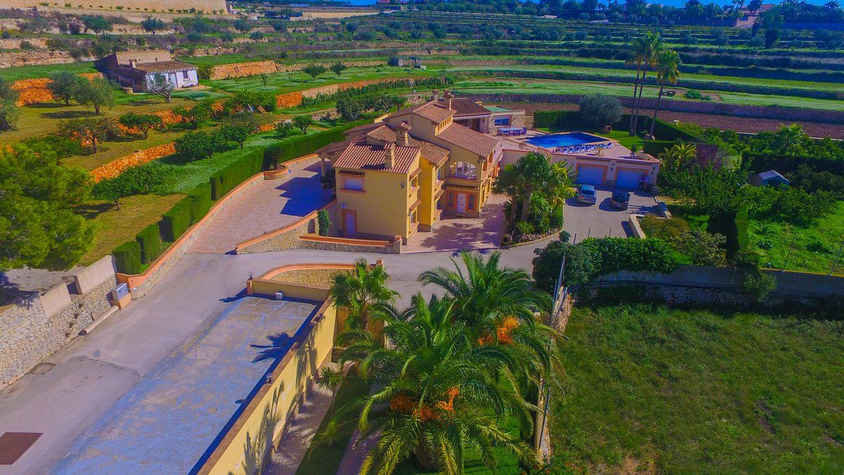 8 Bed Townhouse for sale in Benissa Costa Blanca, Alicante, Spain