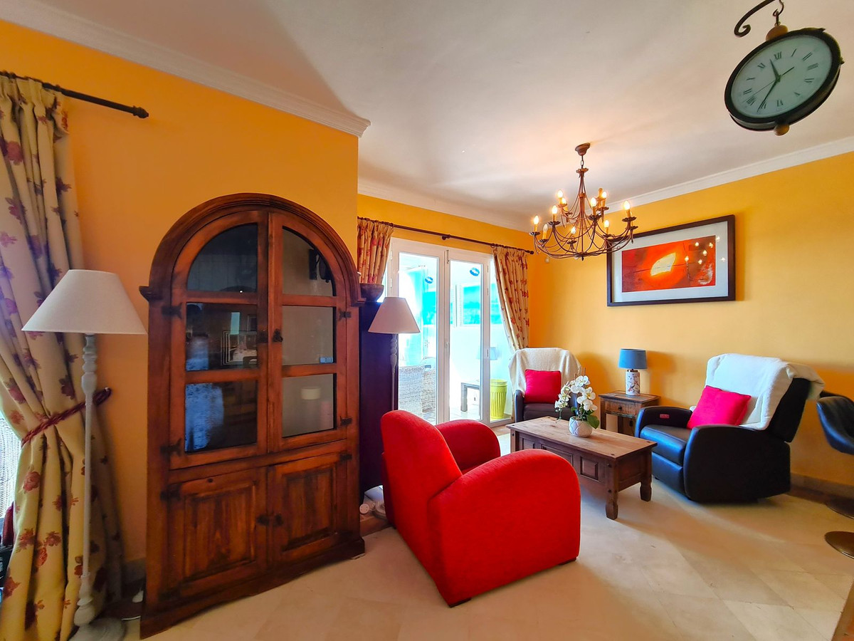 Se vende Apartamento Planta Baja de 3 dormitorios en Costa Del Sol, Málaga, España