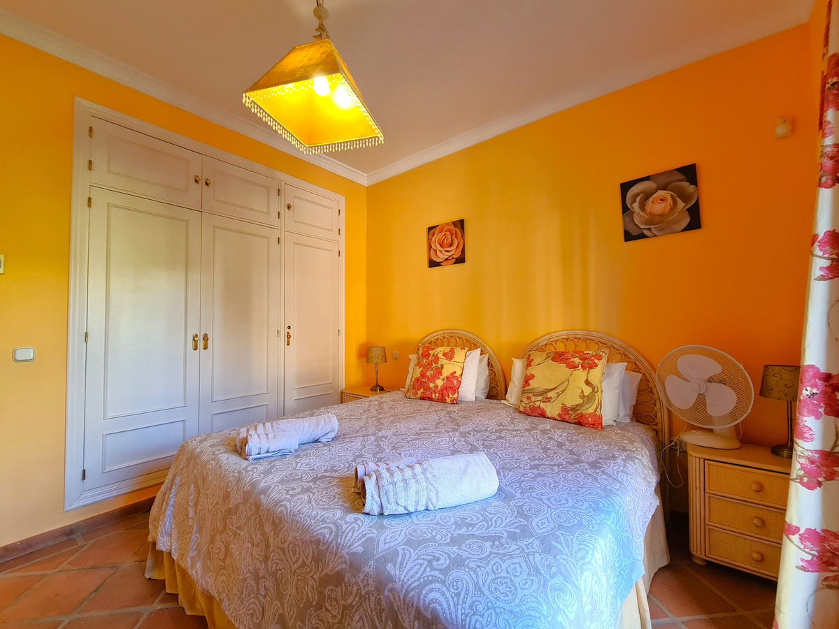 Se vende Apartamento Planta Baja de 3 dormitorios en Costa Del Sol, Málaga, España