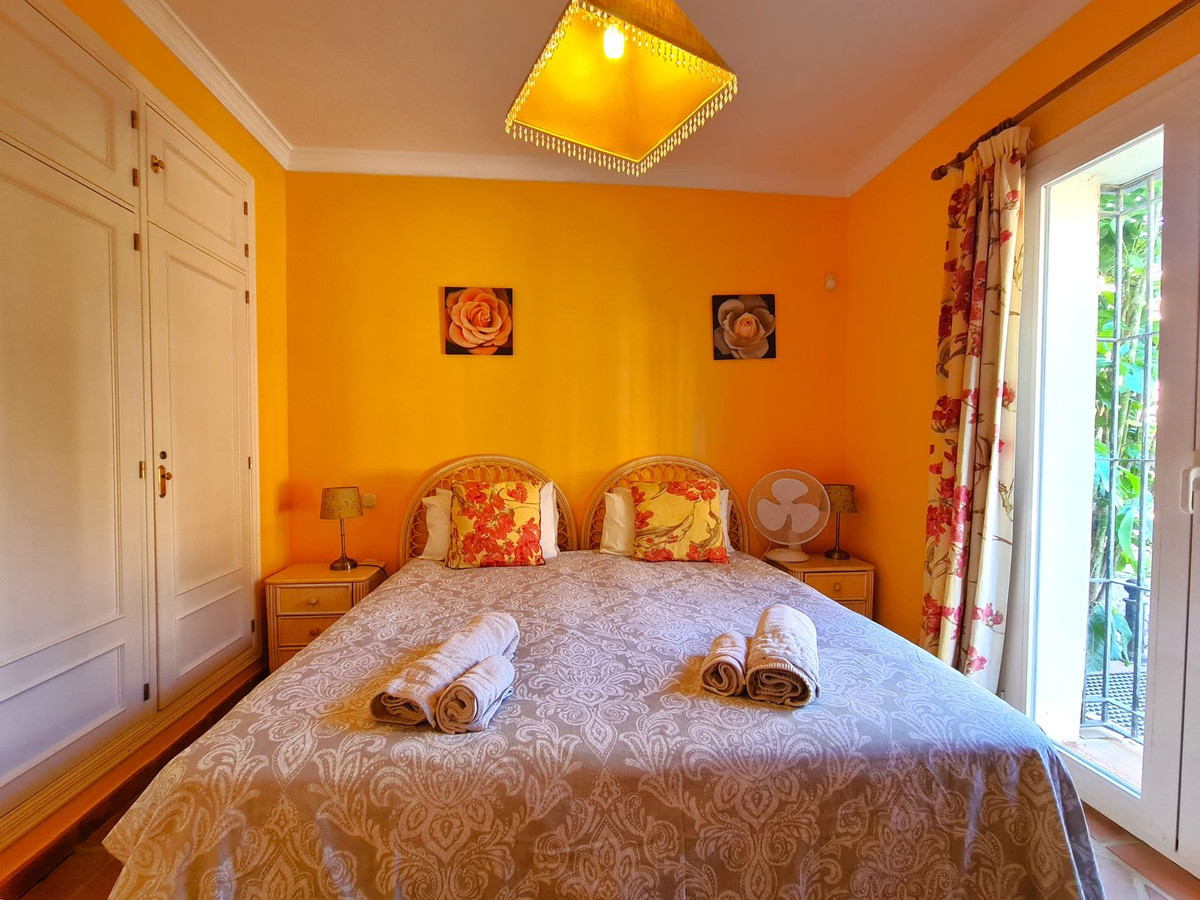 Se vende Apartamento Planta Baja de 3 dormitorios en Costa Del Sol, Málaga, España