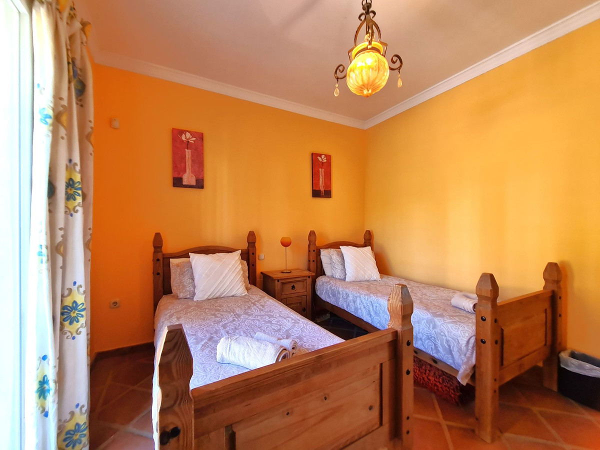 Se vende Apartamento Planta Baja de 3 dormitorios en Costa Del Sol, Málaga, España