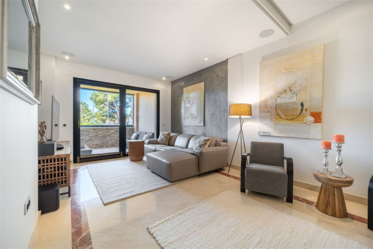 Se vende Apartamento Planta Media de 3 dormitorios en Costa Del Sol, Málaga, España