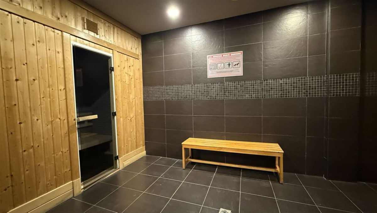 Se vende Apartamento Planta Media de 3 dormitorios en Costa Del Sol, Málaga, España