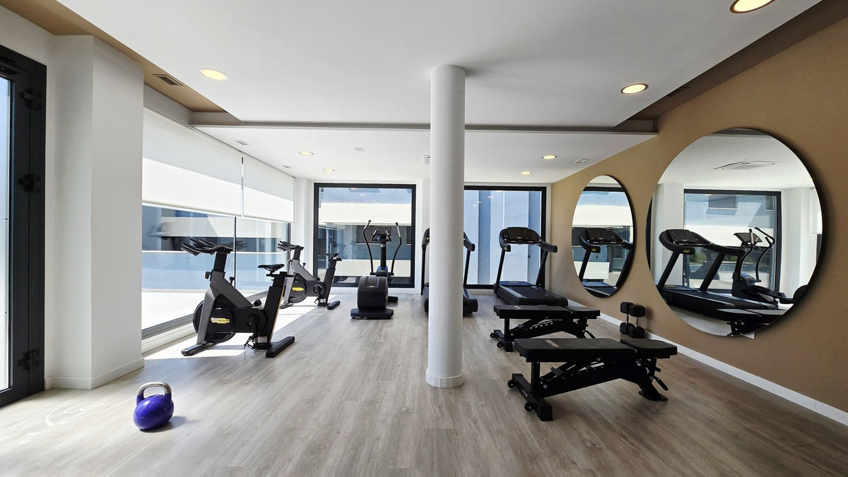 3 Bed Apartment for sale in New Golden Mile Costa Del Sol, Málaga, Spain