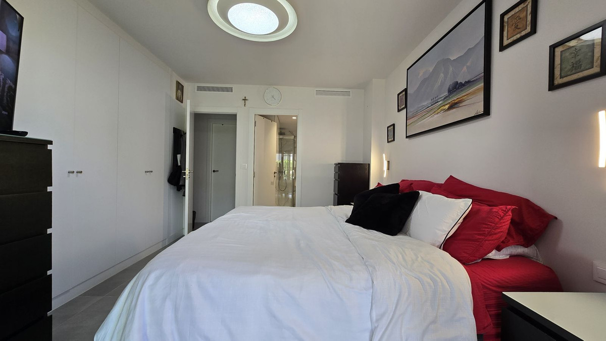 3 Bed Apartment for sale in New Golden Mile Costa Del Sol, Málaga, Spain