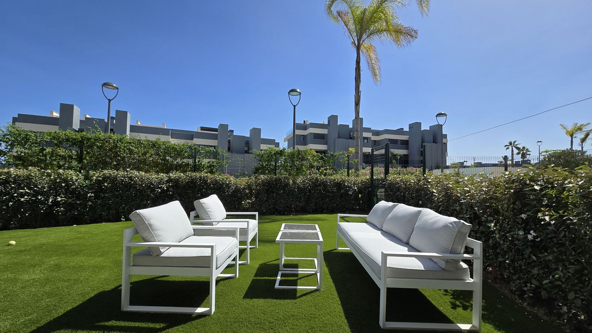 3 Bed Apartment for sale in New Golden Mile Costa Del Sol, Málaga, Spain