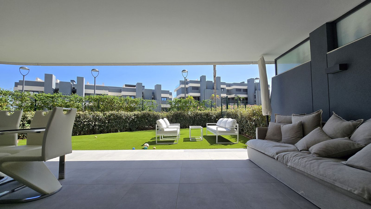 3 Bed Apartment for sale in New Golden Mile Costa Del Sol, Málaga, Spain