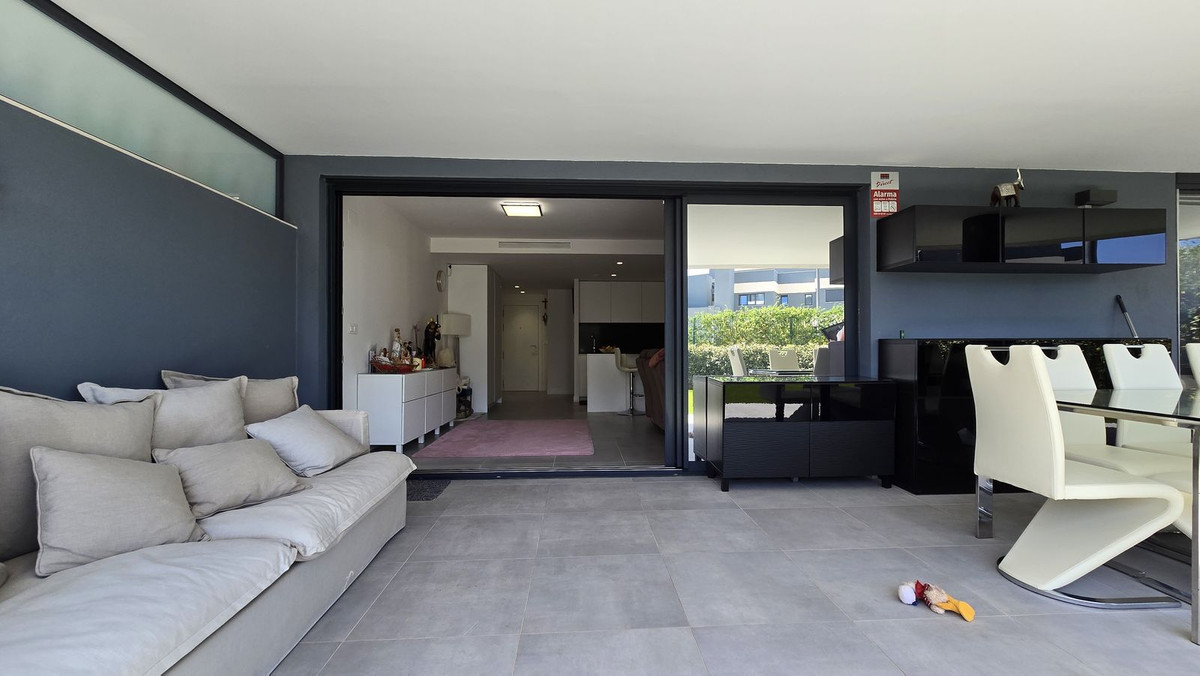 3 Bed Apartment for sale in New Golden Mile Costa Del Sol, Málaga, Spain