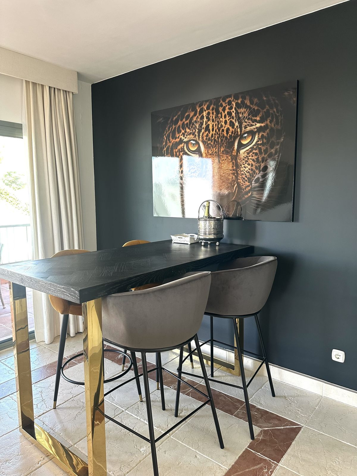 3 Bed Apartment for sale in Los Flamingos Costa Del Sol, Málaga, Spain