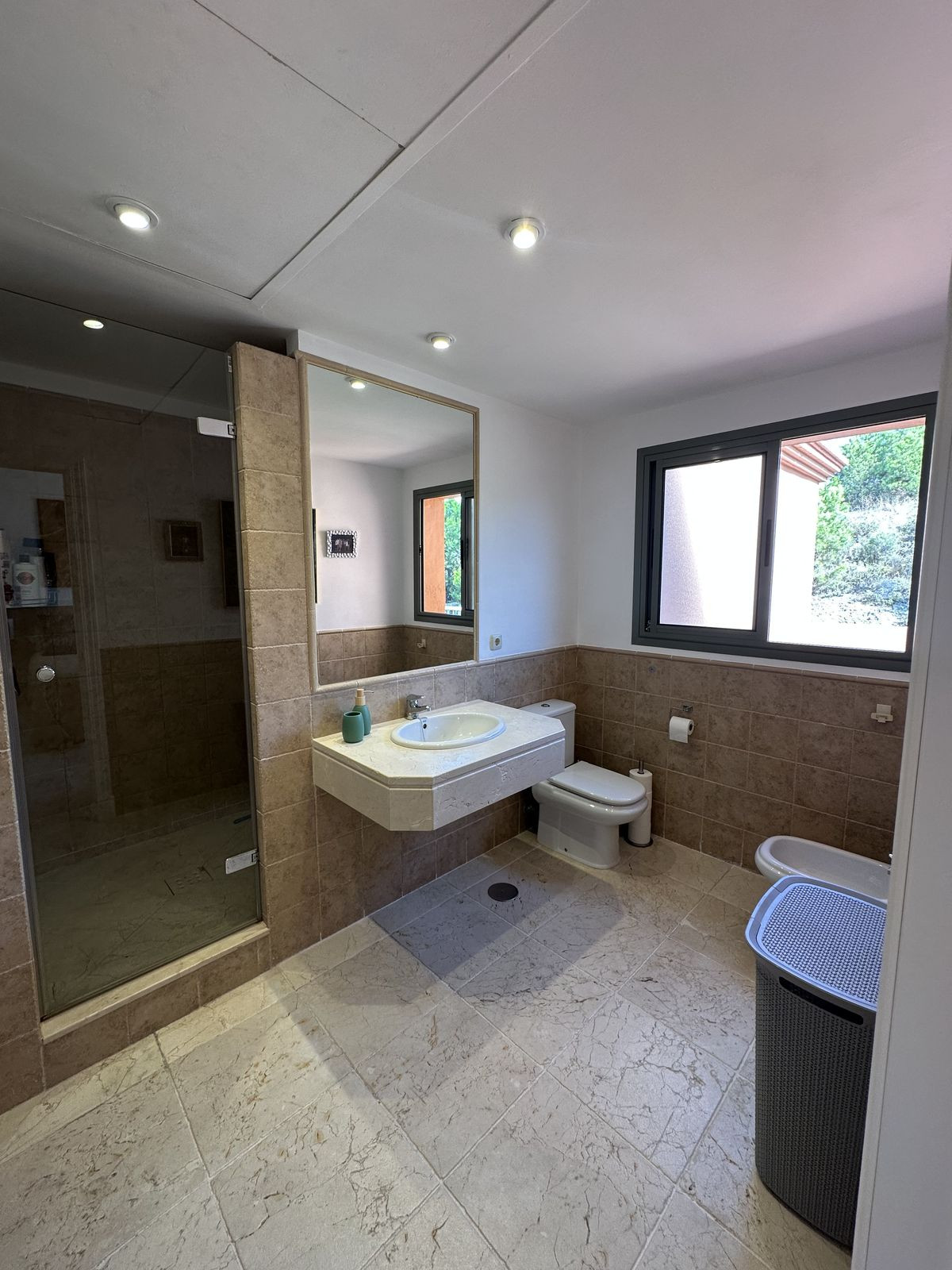 3 Bed Apartment for sale in Los Flamingos Costa Del Sol, Málaga, Spain