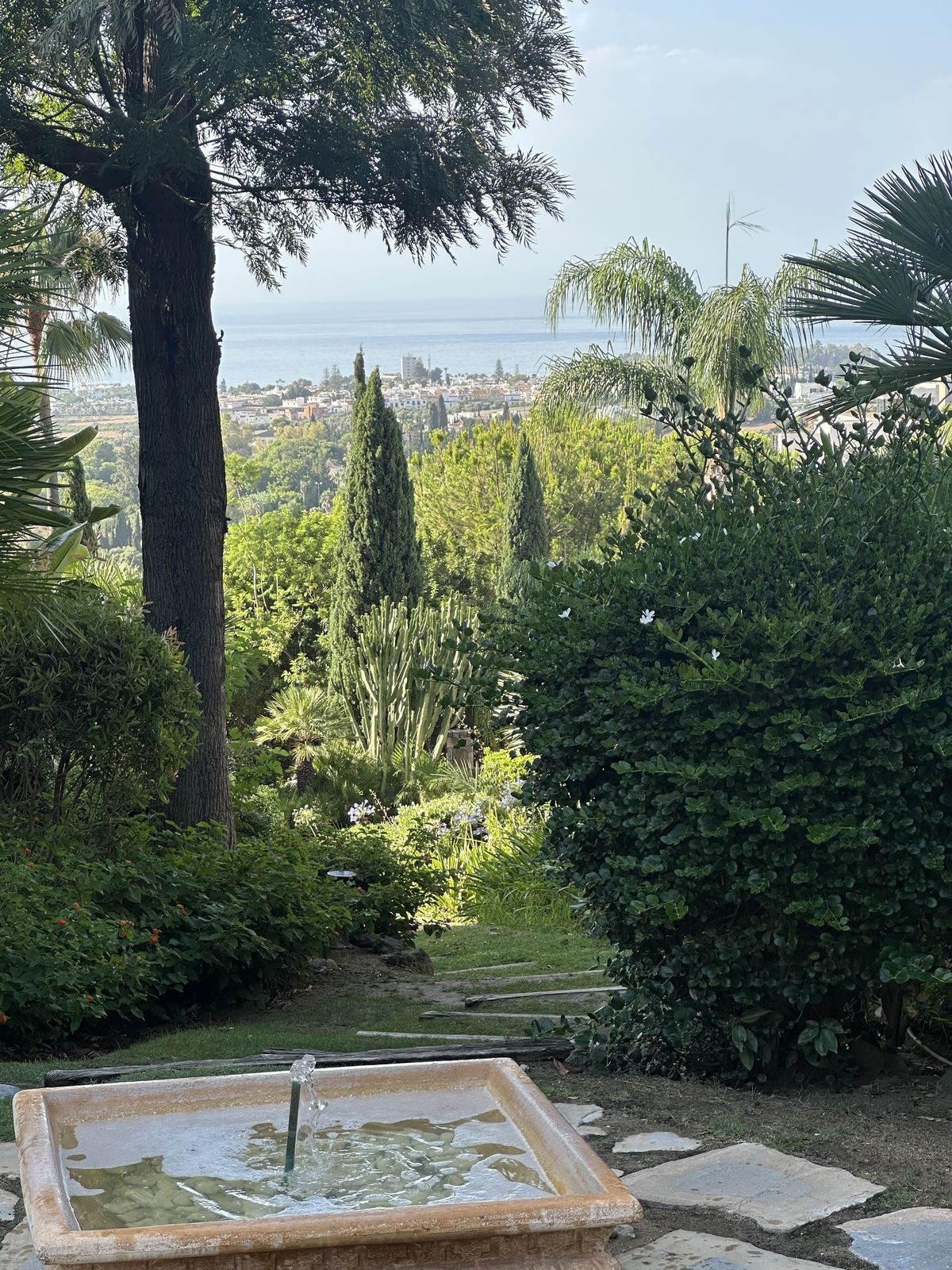 3 Bed Apartment for sale in Los Flamingos Costa Del Sol, Málaga, Spain