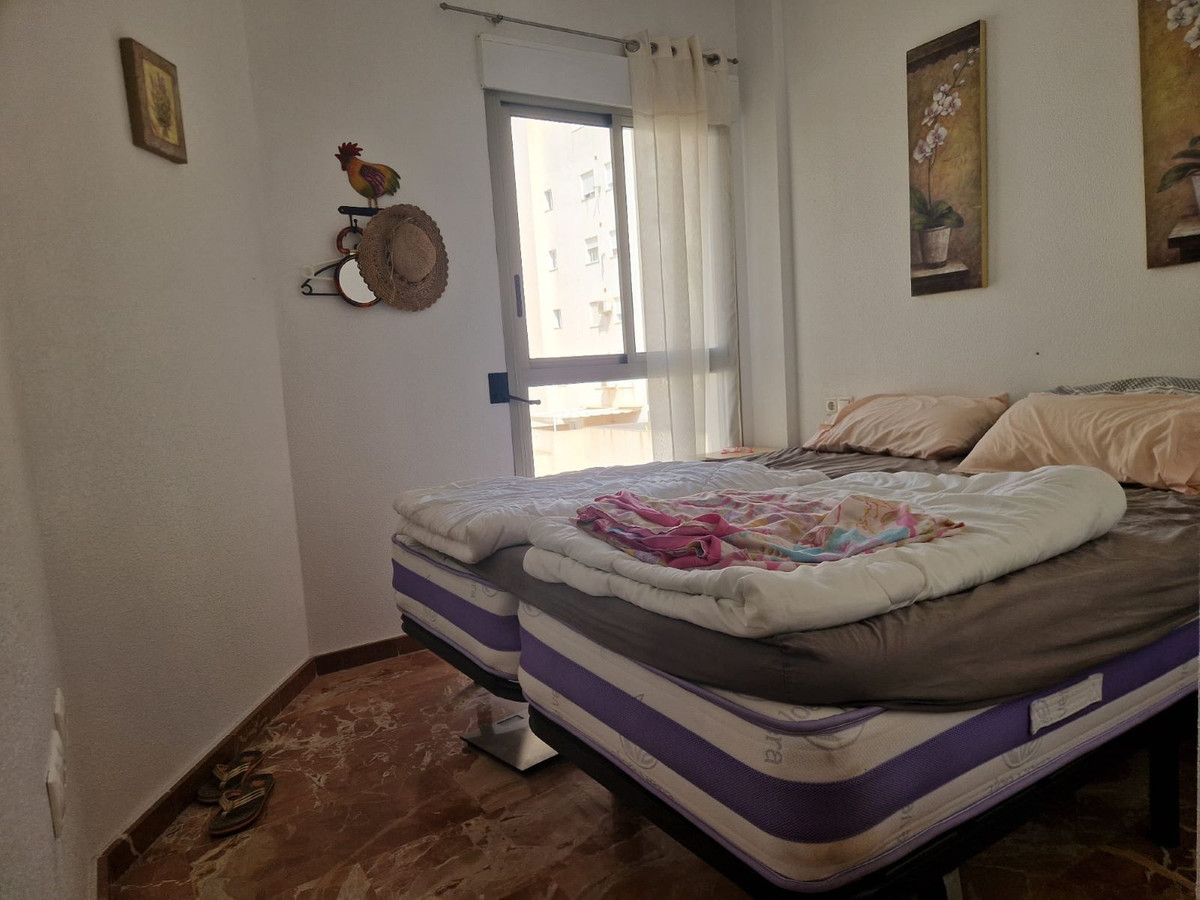 Se vende Apartamento Planta Media de 3 dormitorios en Costa Blanca, Alicante, España