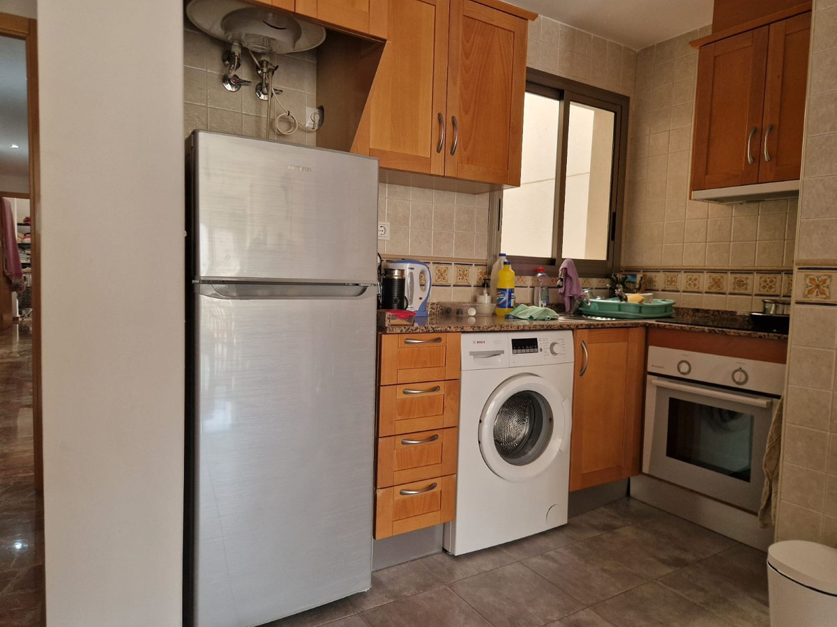 Se vende Apartamento Planta Media de 3 dormitorios en Costa Blanca, Alicante, España
