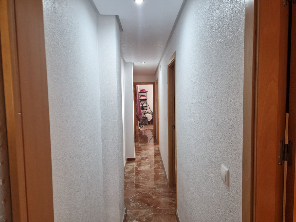 Se vende Apartamento Planta Media de 3 dormitorios en Costa Blanca, Alicante, España