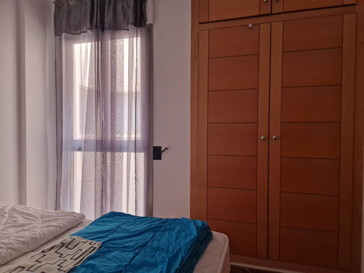 Se vende Apartamento Planta Media de 3 dormitorios en Costa Blanca, Alicante, España