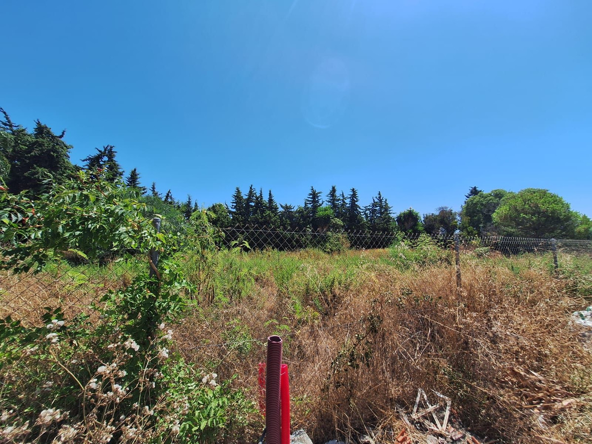 Plots for sale in Atalaya Costa Del Sol, Málaga, Spain
