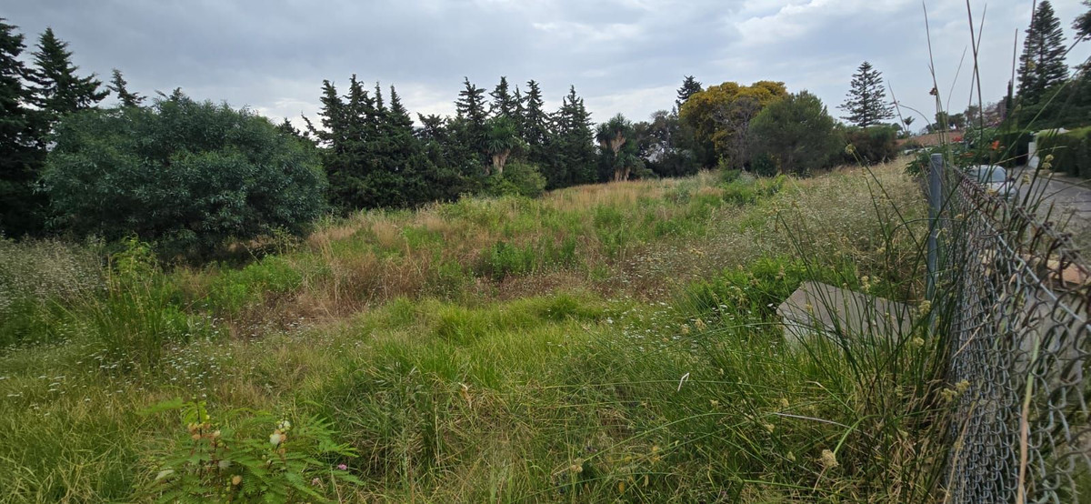 Plots for sale in Atalaya Costa Del Sol, Málaga, Spain