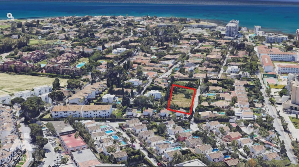 Plots for sale in Atalaya Costa Del Sol, Málaga, Spain