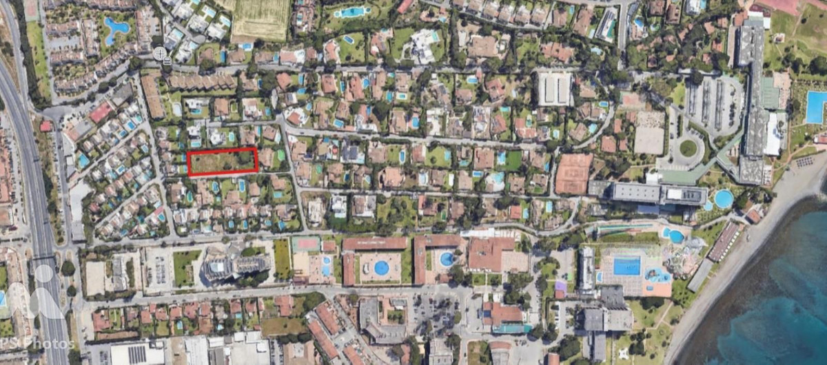 Plots for sale in Atalaya Costa Del Sol, Málaga, Spain