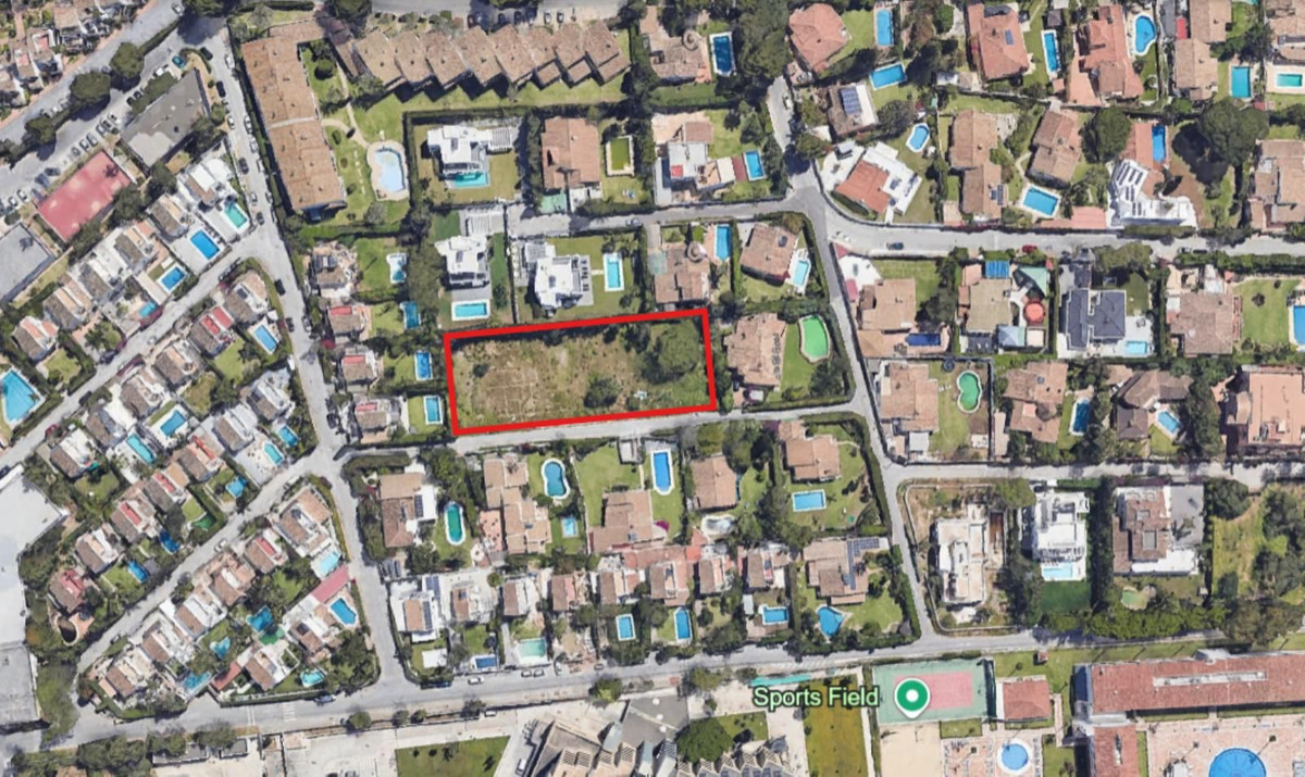 Plots for sale in Atalaya Costa Del Sol, Málaga, Spain