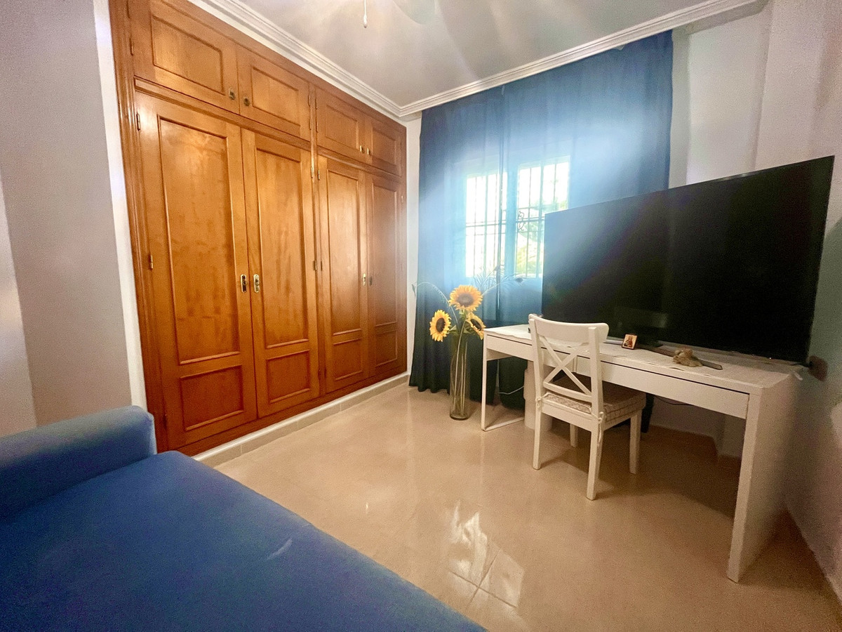 2 Bed Apartment for sale in Cabo Roig Costa Blanca, Alicante, Spain