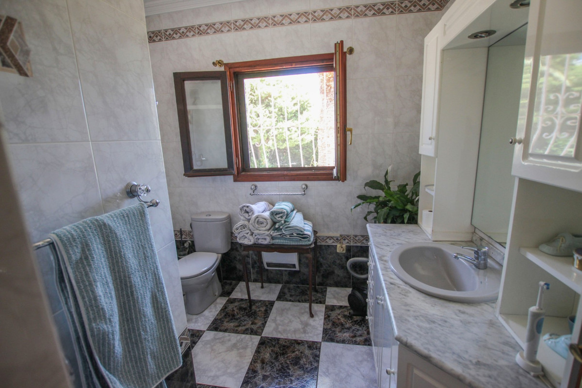 3 Bed Townhouse for sale in Calpe Costa Blanca, Alicante, Spain