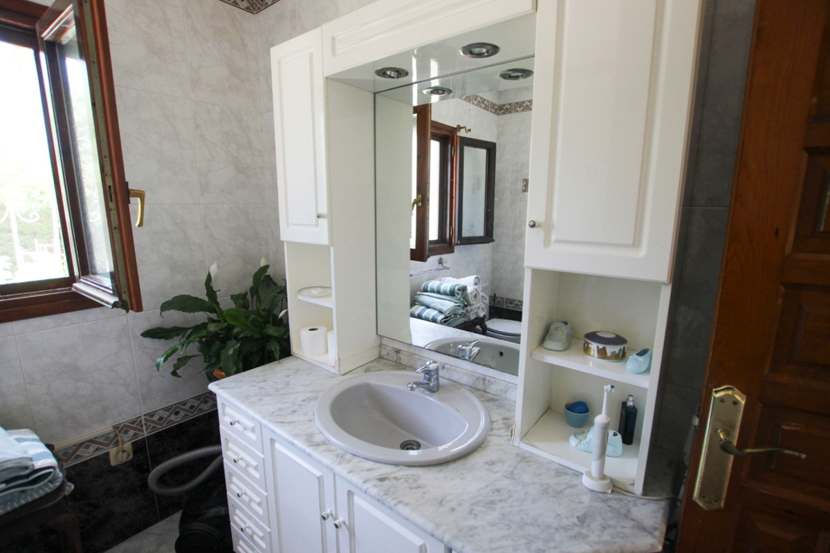 3 Bed Townhouse for sale in Calpe Costa Blanca, Alicante, Spain