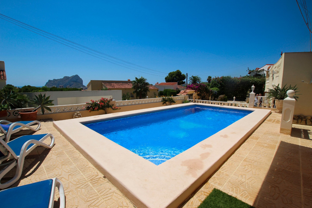 3 Bed Townhouse for sale in Calpe Costa Blanca, Alicante, Spain