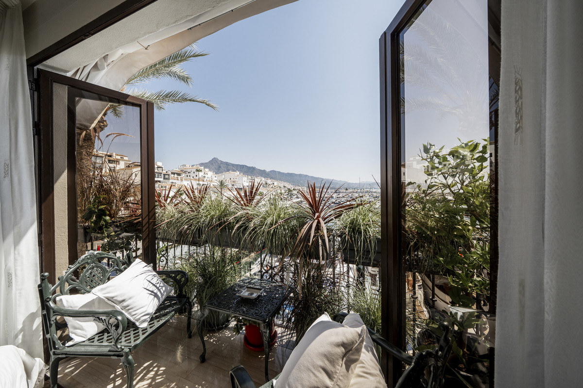 Se vende Dúplex de 3 dormitorios en Costa Del Sol, Málaga, España