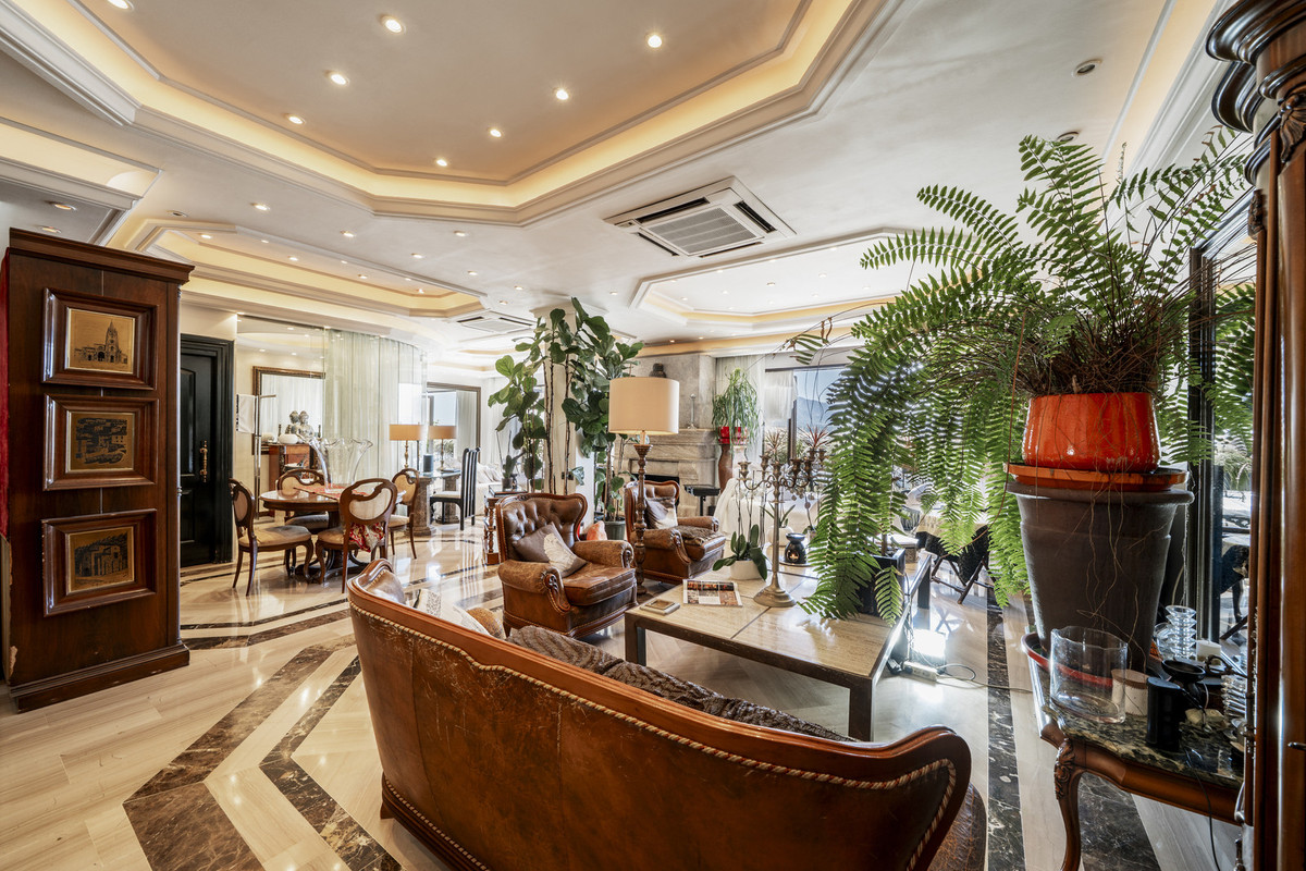 Se vende Dúplex de 3 dormitorios en Costa Del Sol, Málaga, España