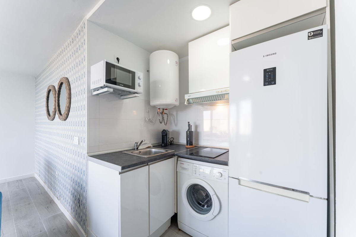 7 Bed Apartment for sale in Benalmadena Costa Costa Del Sol, Málaga, Spain