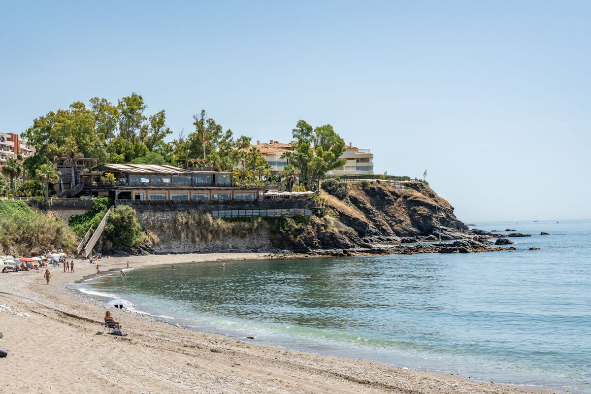 7 Bed Apartment for sale in Benalmadena Costa Costa Del Sol, Málaga, Spain
