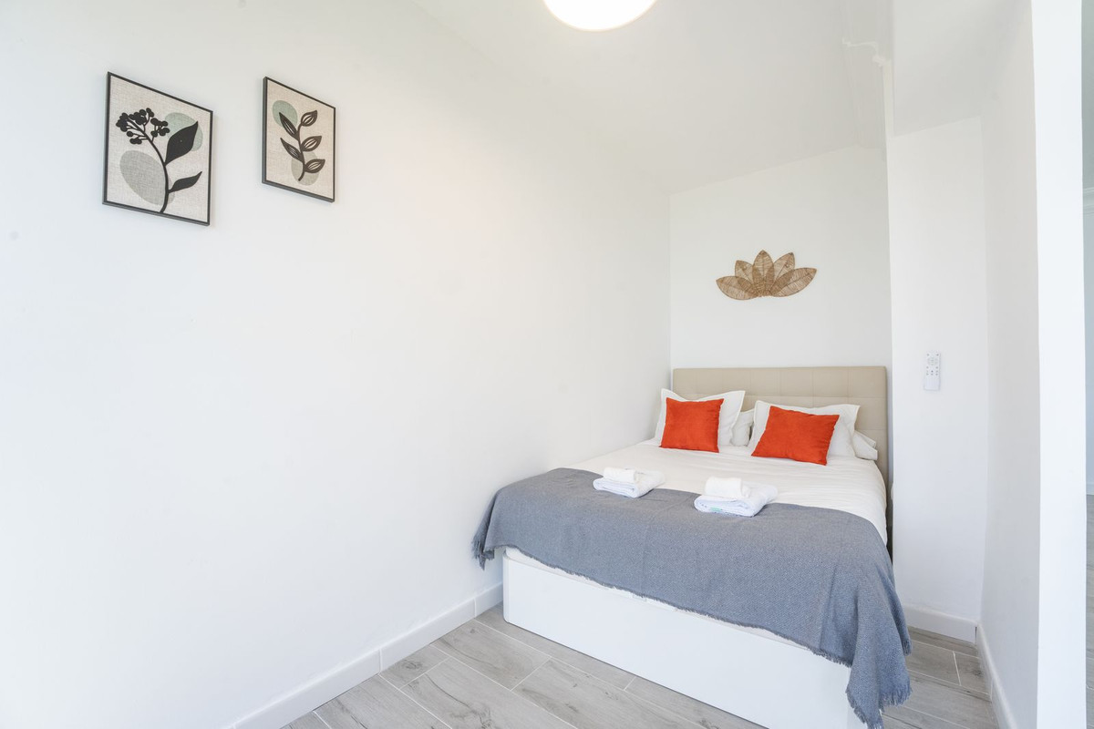 7 Bed Apartment for sale in Benalmadena Costa Costa Del Sol, Málaga, Spain