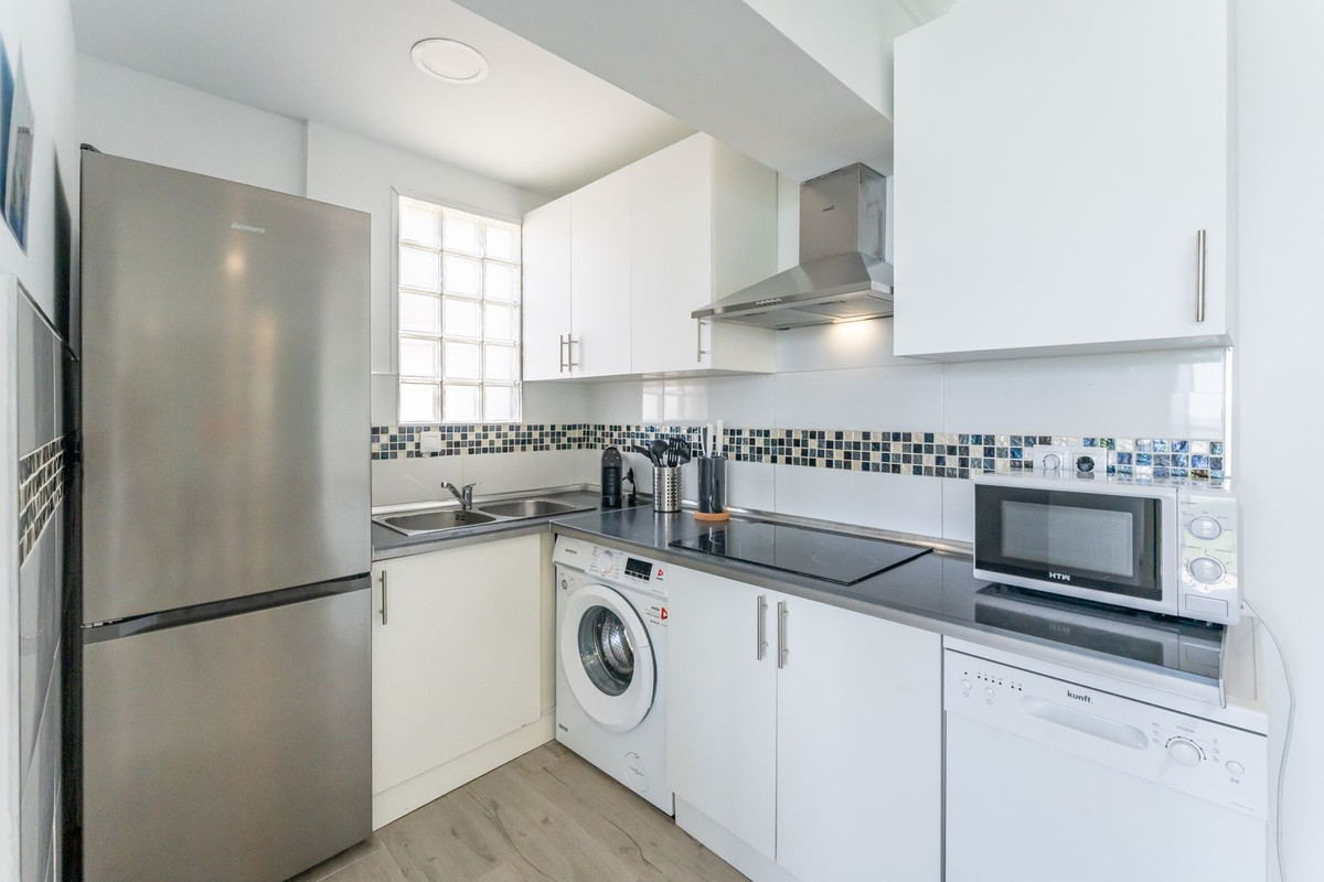 7 Bed Apartment for sale in Benalmadena Costa Costa Del Sol, Málaga, Spain