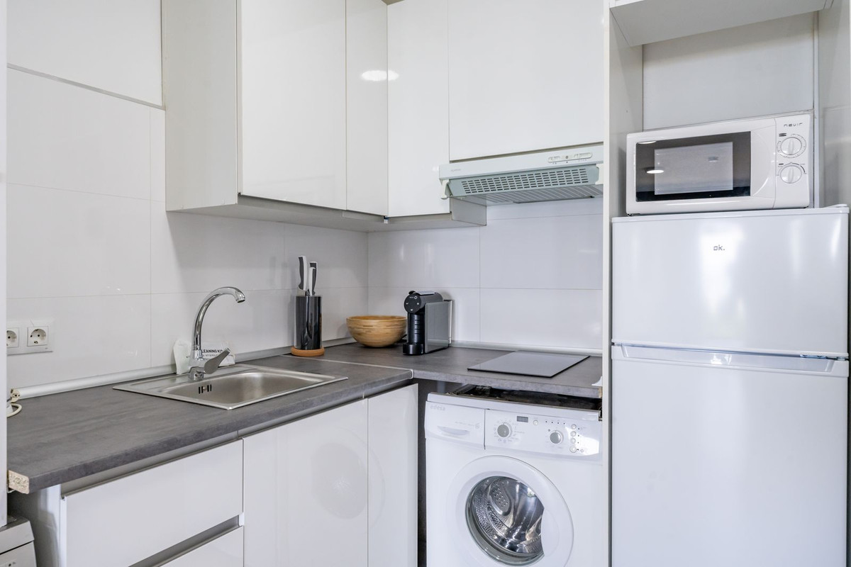 7 Bed Apartment for sale in Benalmadena Costa Costa Del Sol, Málaga, Spain