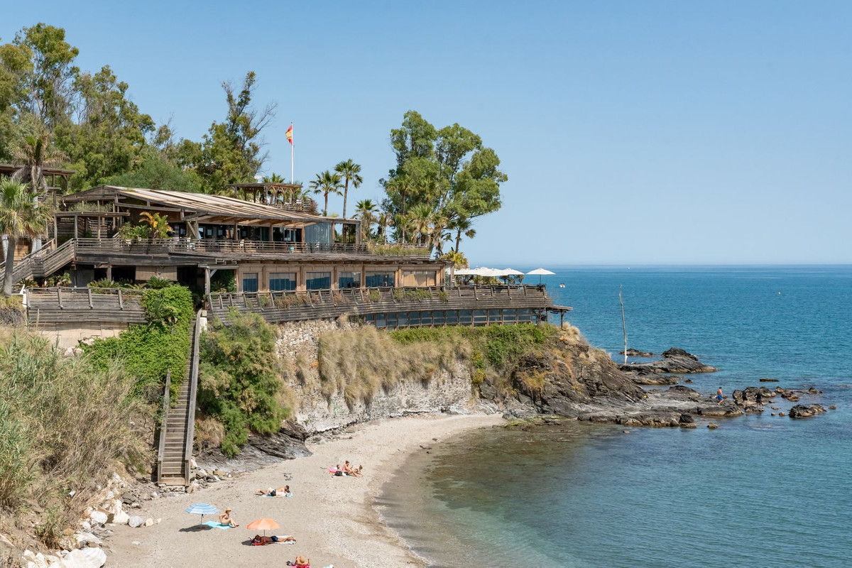 7 Bed Apartment for sale in Benalmadena Costa Costa Del Sol, Málaga, Spain