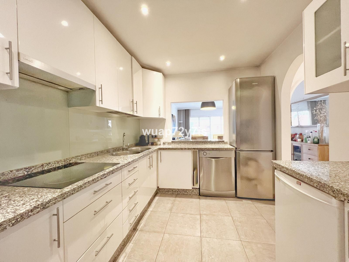 2 Bed Apartment for sale in Costalita Costa Del Sol, Málaga, Spain