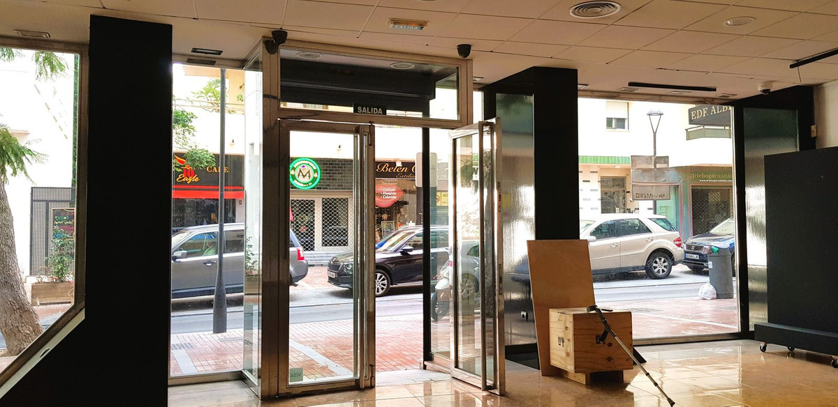 Commercial unit for sale in Marbella Costa Del Sol, Málaga, Spain