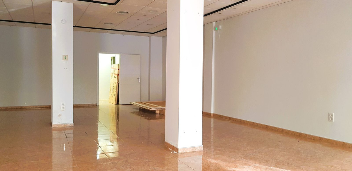Commercial unit for sale in Marbella Costa Del Sol, Málaga, Spain