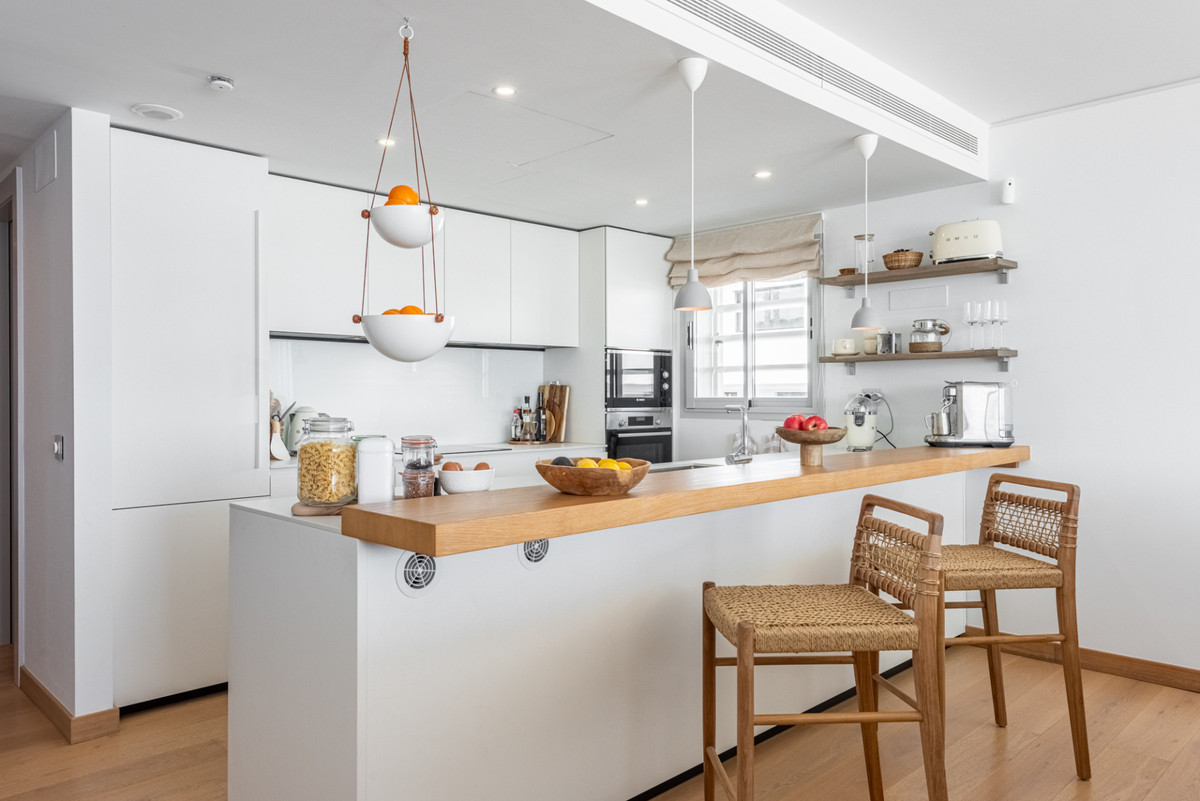 3 Bed Apartment for sale in Fuengirola Costa Del Sol, Málaga, Spain