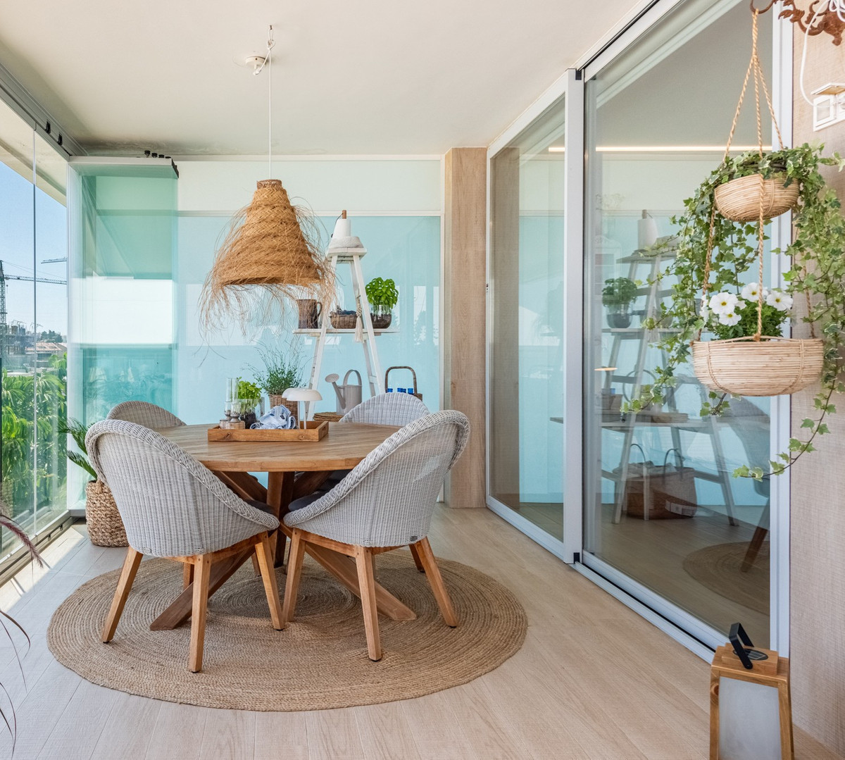 3 Bed Apartment for sale in Fuengirola Costa Del Sol, Málaga, Spain