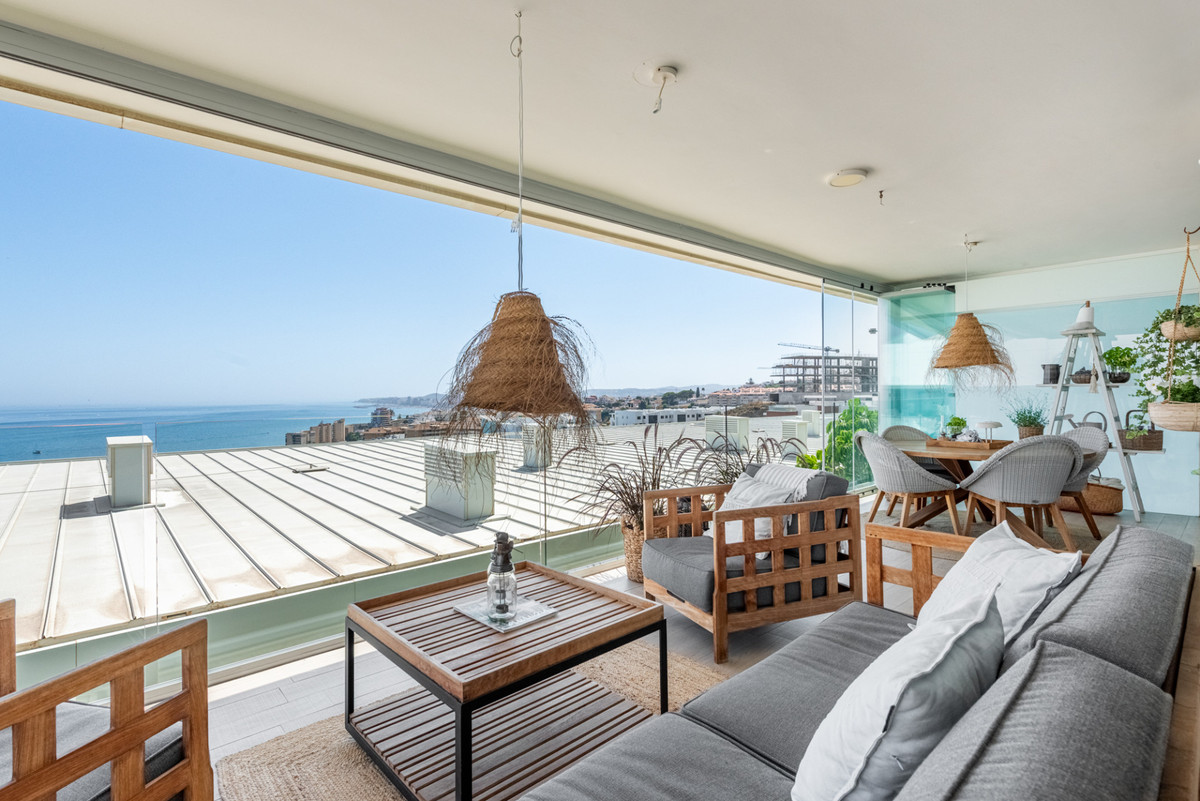 3 Bed Apartment for sale in Fuengirola Costa Del Sol, Málaga, Spain