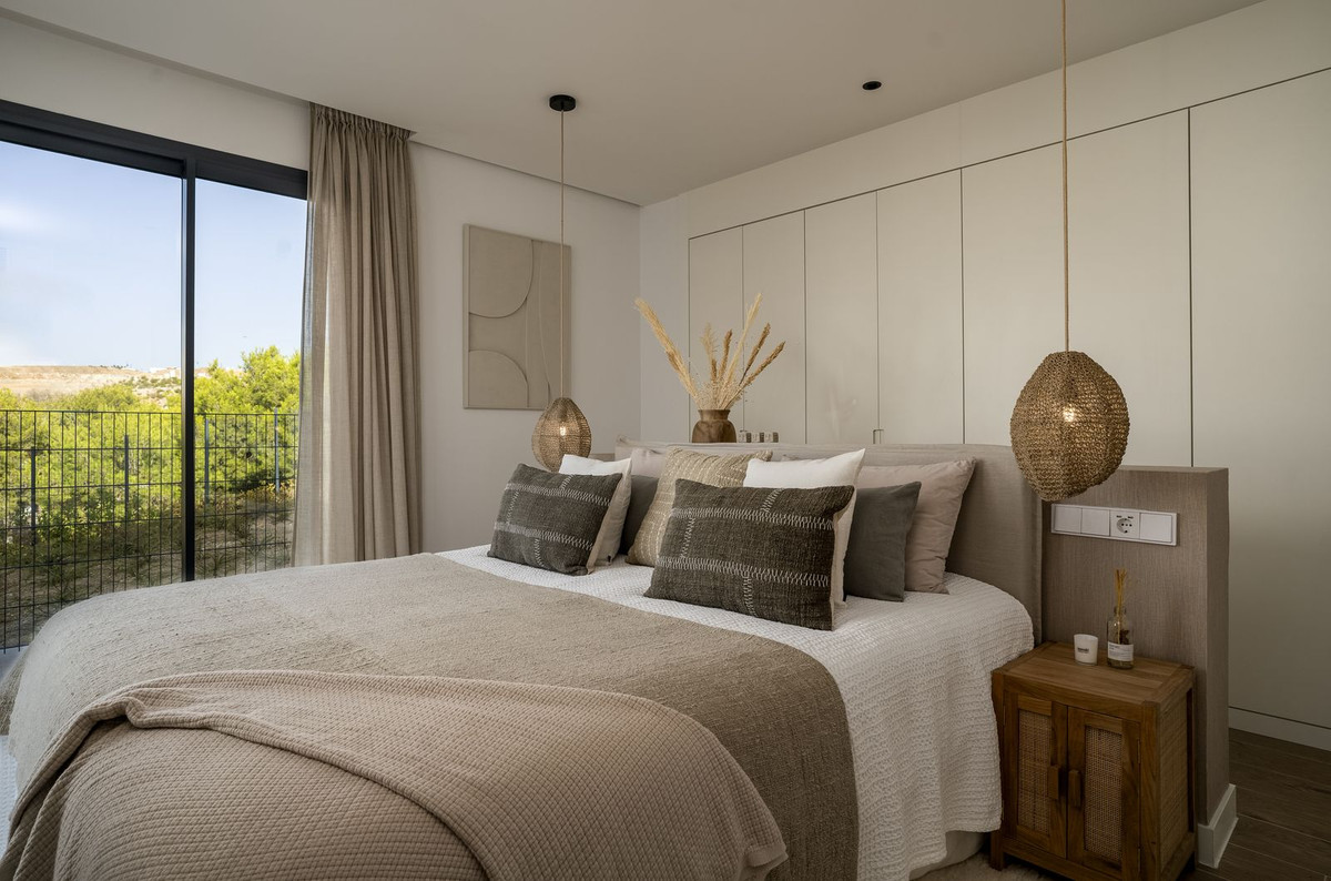 3 Bed Apartment for sale in Fuengirola Costa Del Sol, Málaga, Spain