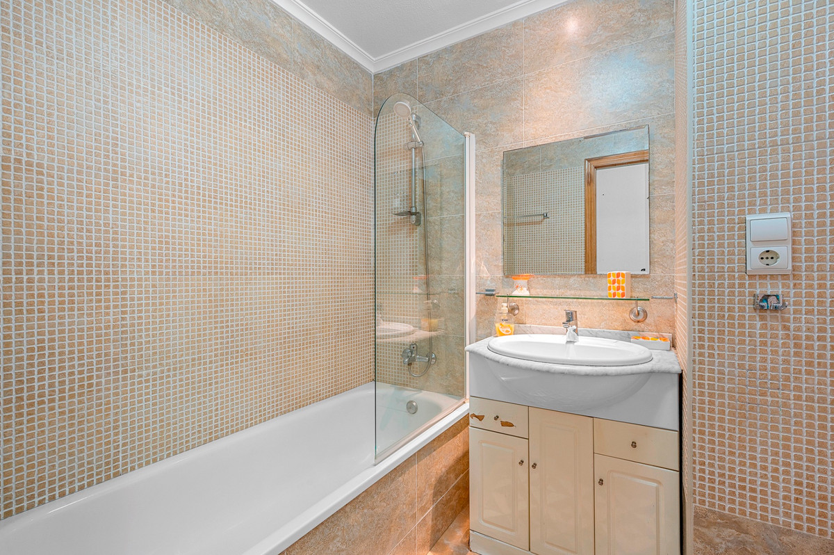 Se vende Ático de 2 dormitorios en Costa Blanca, Alicante, España